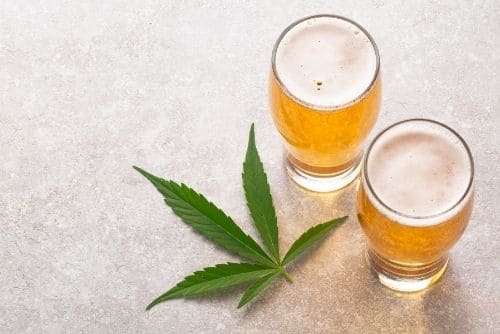 cerveza artesanal de cannabis